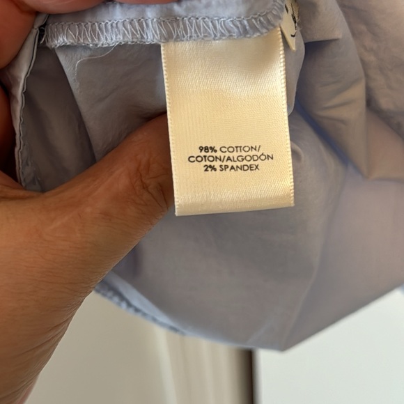 Ann Taylor light blue blouse with buttons on back size small - Picture 4 of 6